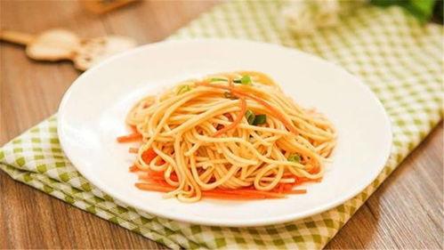 木须瓜和面条一起吃,营养美味，一网打尽