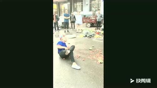 商丘吃瓜小伙视频播放,揭秘网络爆红背后的故事