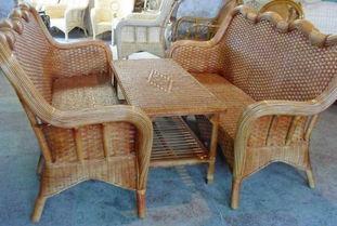 郑州吃瓜椅子事件,一场网络热议的公共座椅风波