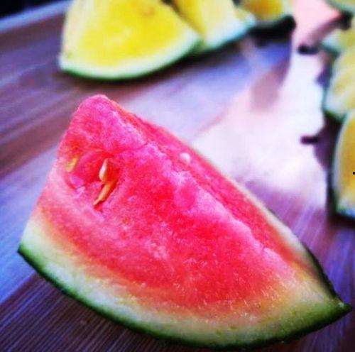 楼丝吃瓜关注,楼丝吃瓜背后的社会文化观察