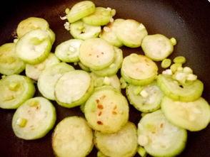 北京瓜蛋咋吃,瓜蛋的独特吃法揭秘