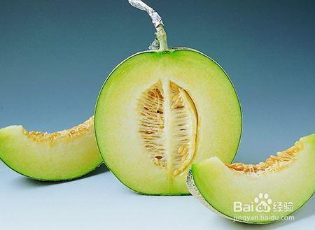 宝宝吃田瓜,营养美味，健康成长